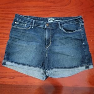 Signature Levi Strauss Gold Shorts
